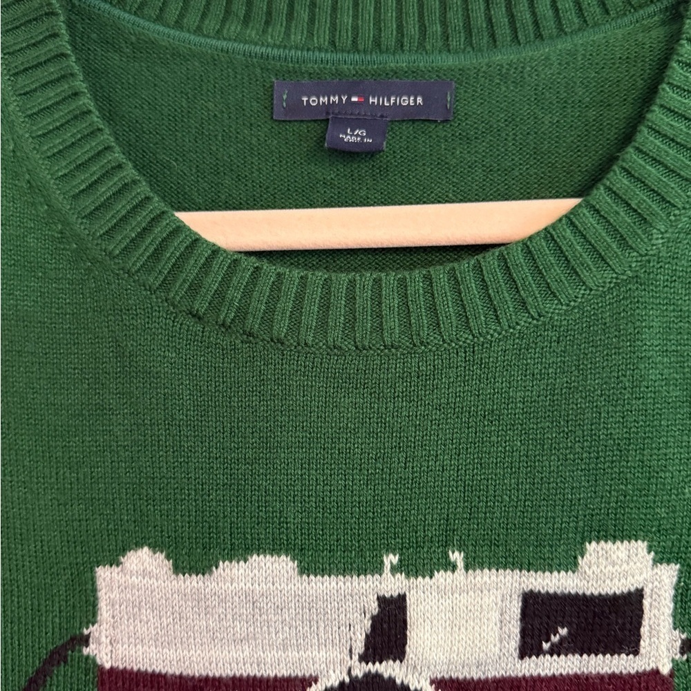 Tommy Hilfiger Green Camera Graphic Crewneck Sweater Large - Picture 4 of 8